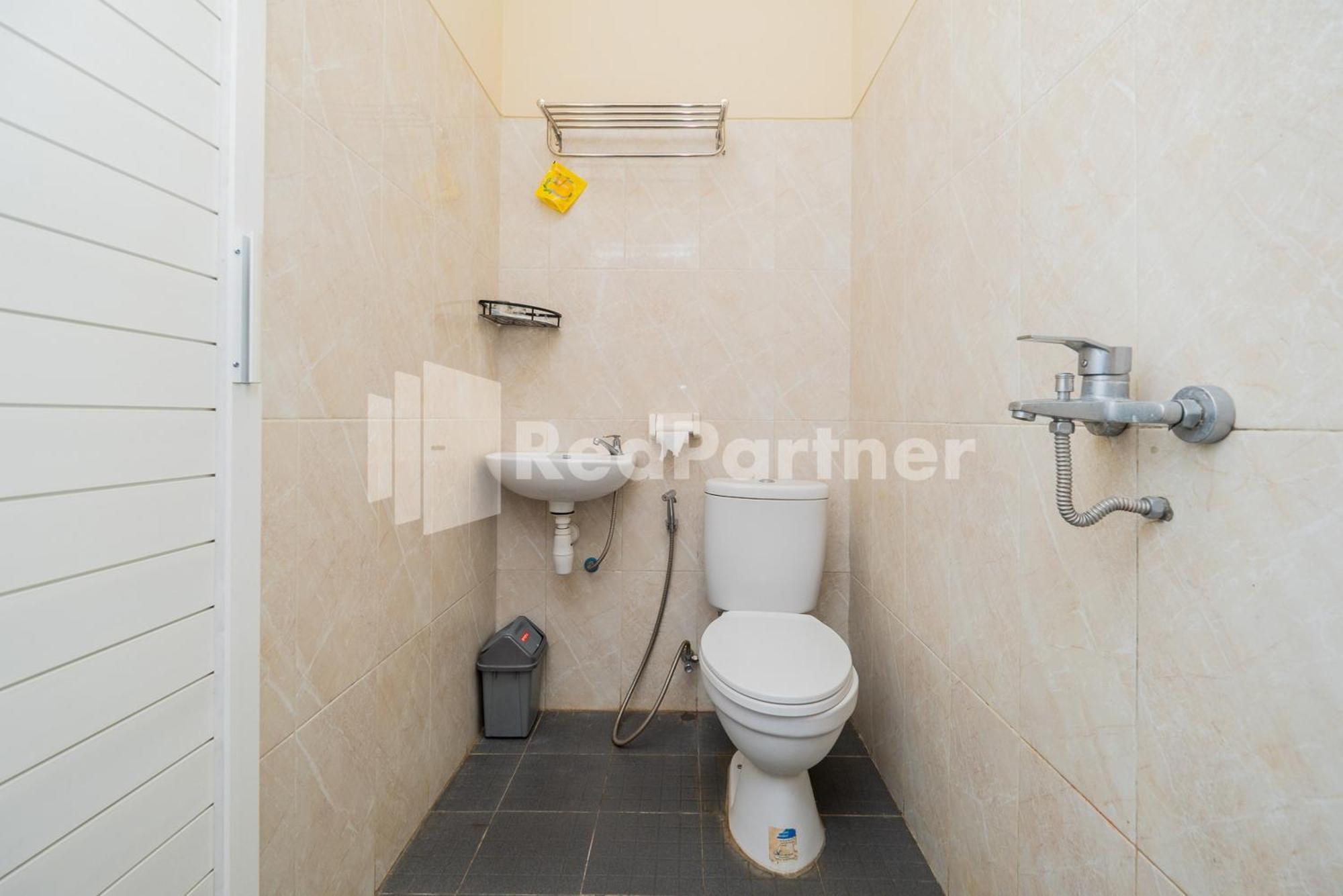 Swun Stay Inn At Sawahan Mitra Reddoorz 말랑 외부 사진